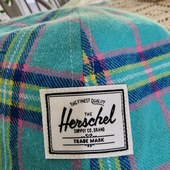 Herschel Blue and Pink Plaid Flannel Bucket Hat L/XL - Picture 4 of 7